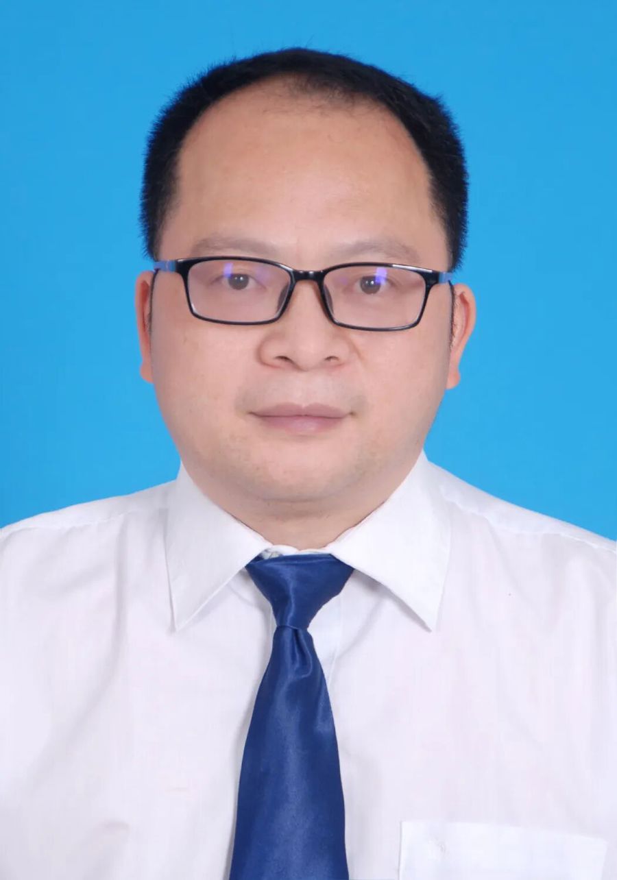 名医推送 | 儿科主任医师 覃浩权